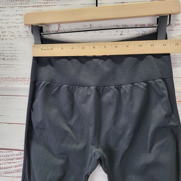 Fabletics Leggings Women Size S Black Sync Seamless High Waisted 7/8 Mesh Panel - Picture 6 of 10